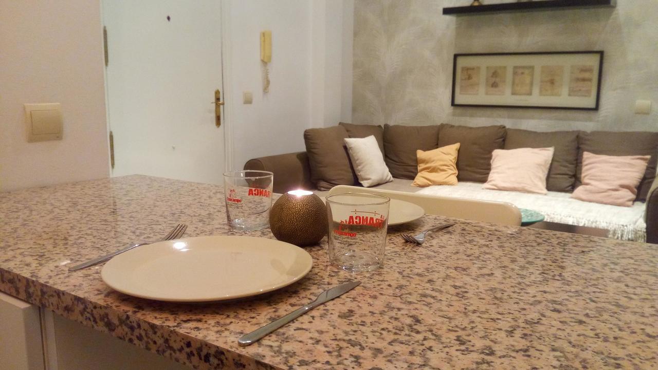 Del Parque Flats - Carreteria Apartment