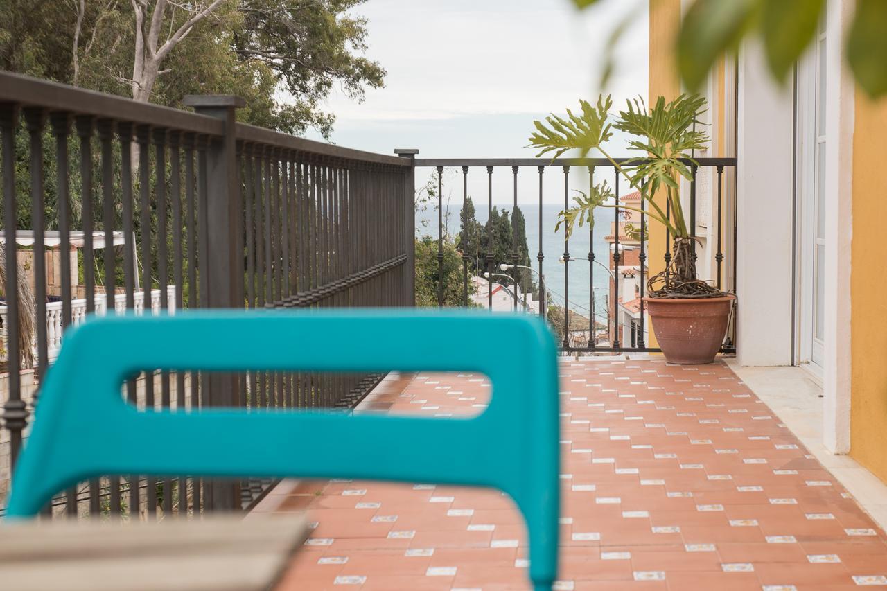 C46 - House With Garden & Pool In Apartment