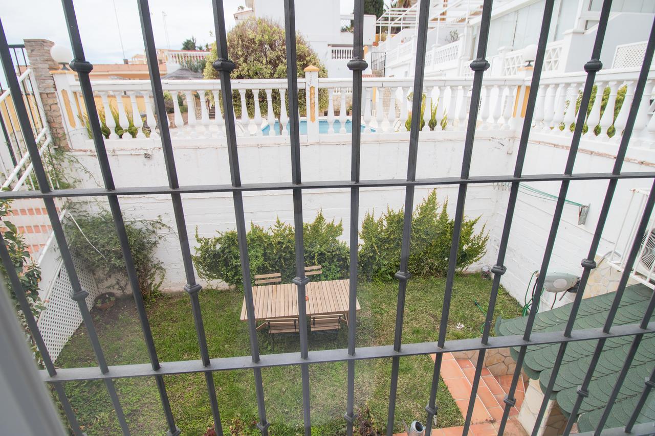 Apartment C46 - House With Garden & Pool In *