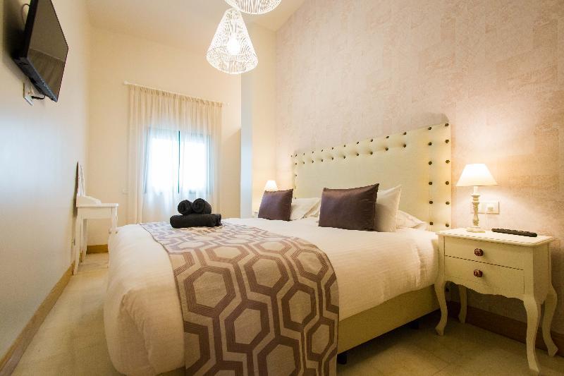 Hotel Holidays2malaga Premium 3*