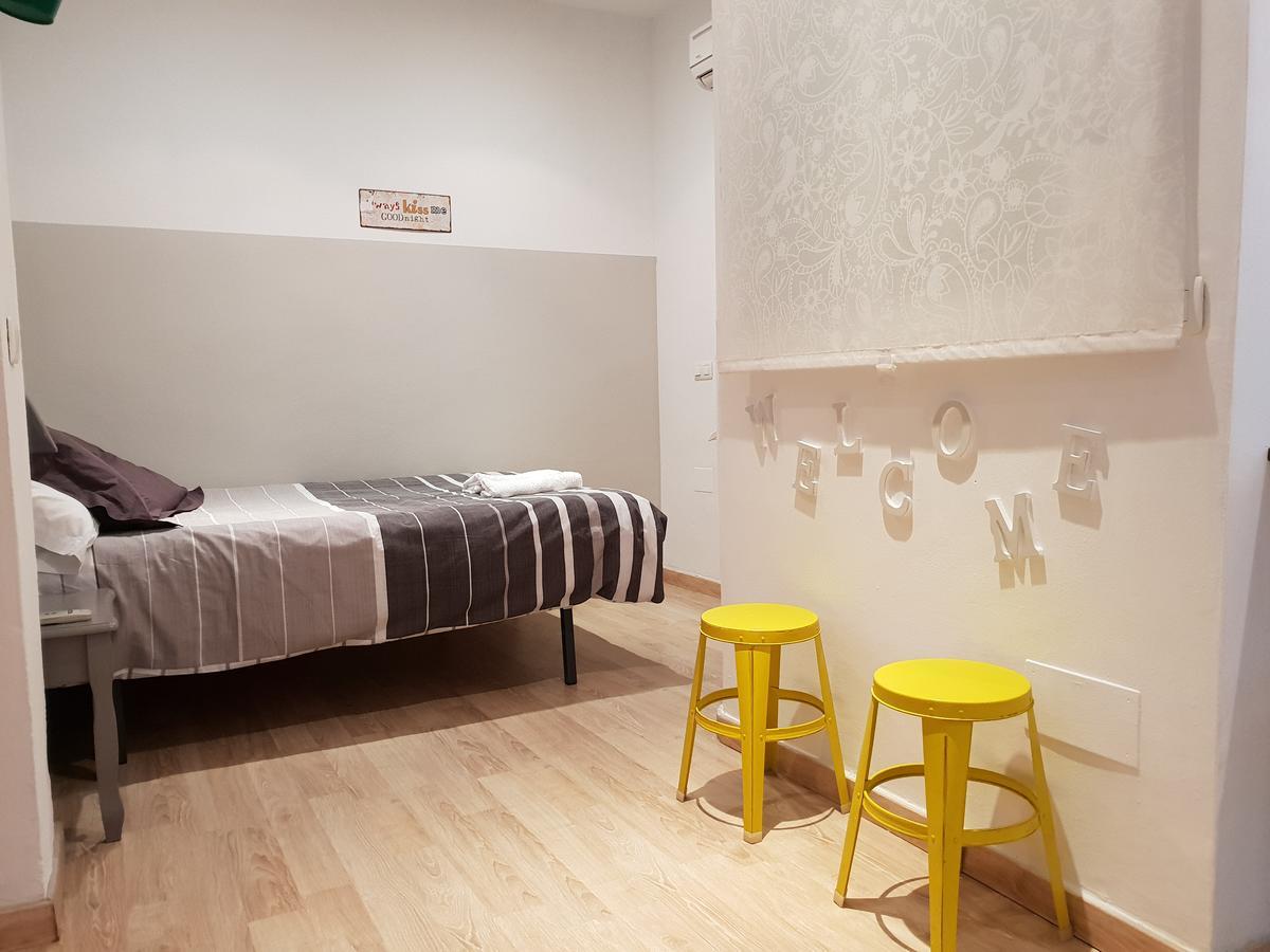 Iris Apartment *