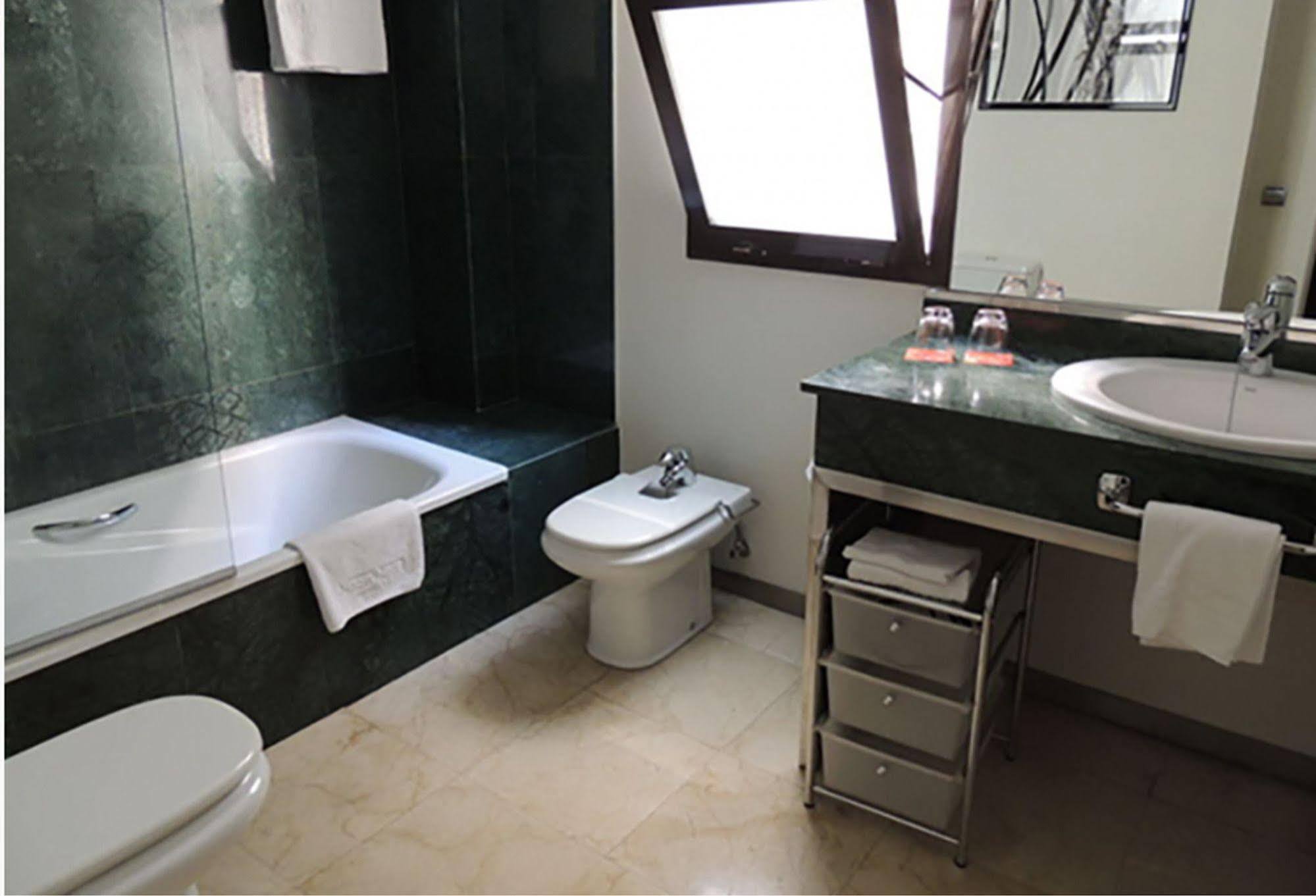 Hotel Mariposa Malaga