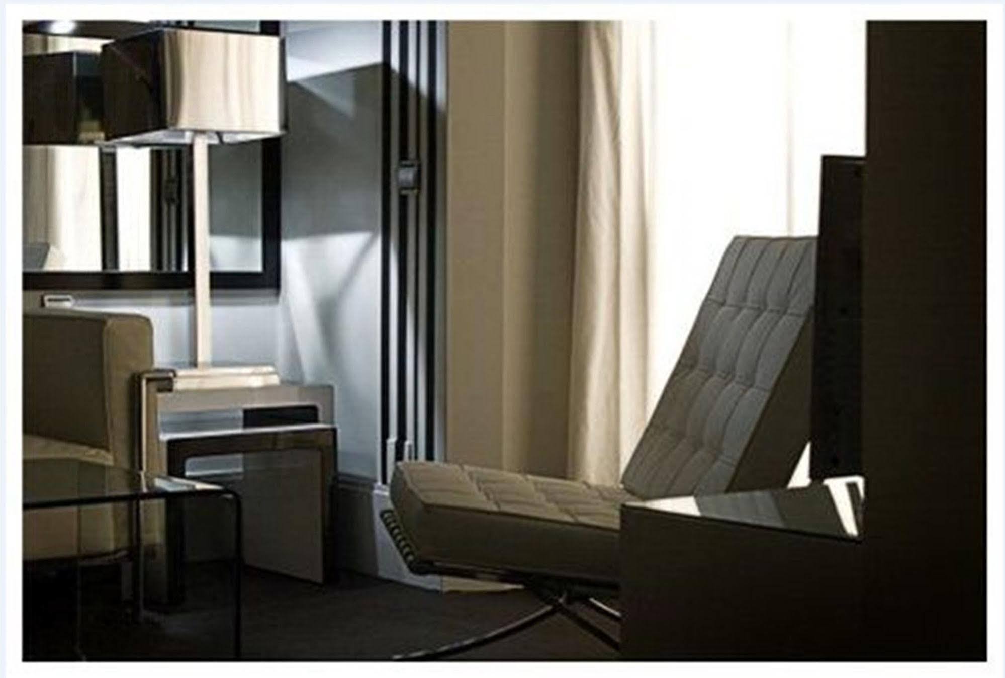 Mariposa Hotel 4*
