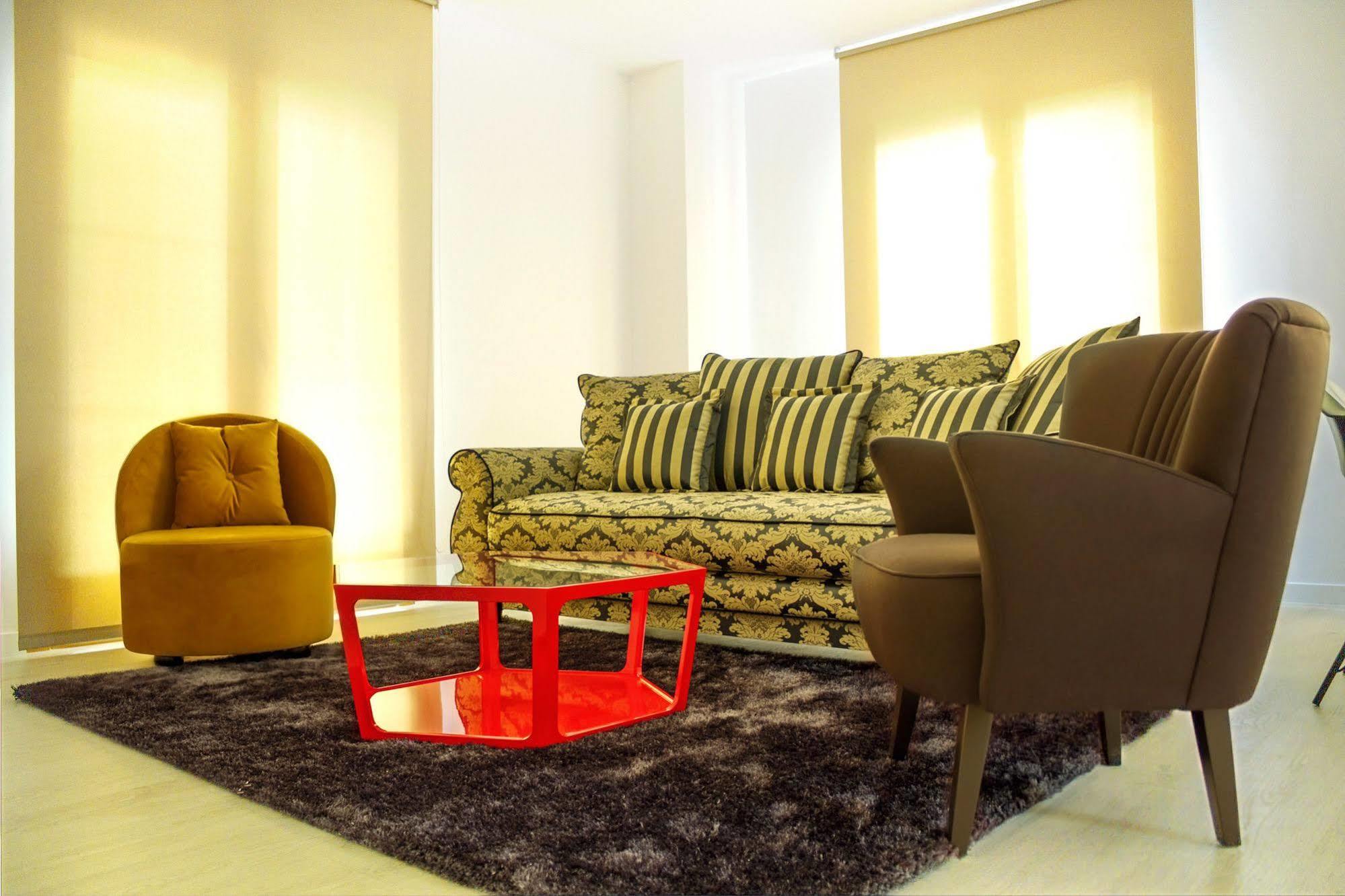 Santa Cruz Apartment