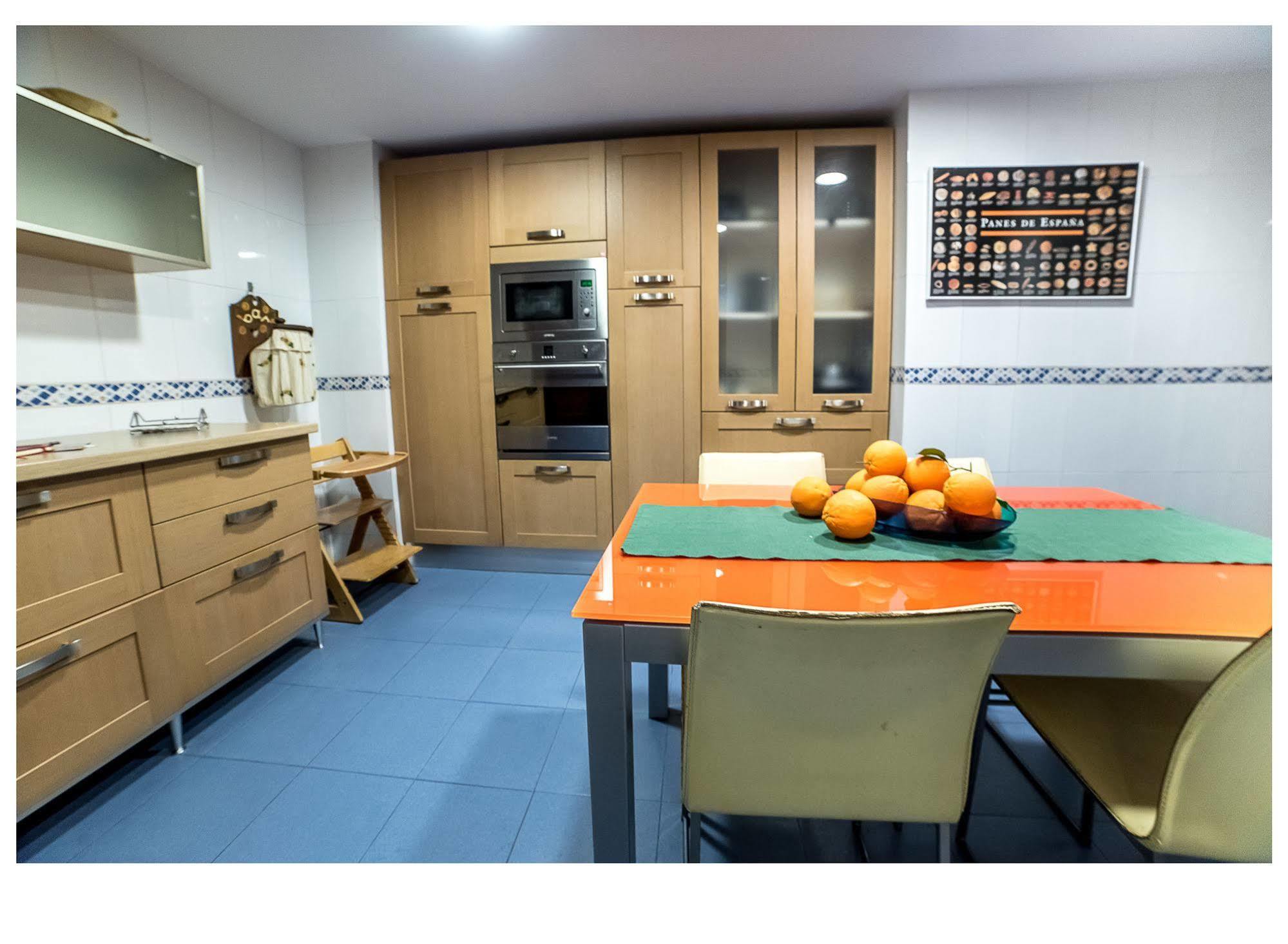 Sea & Wave Alonso De Palencia Apartment *