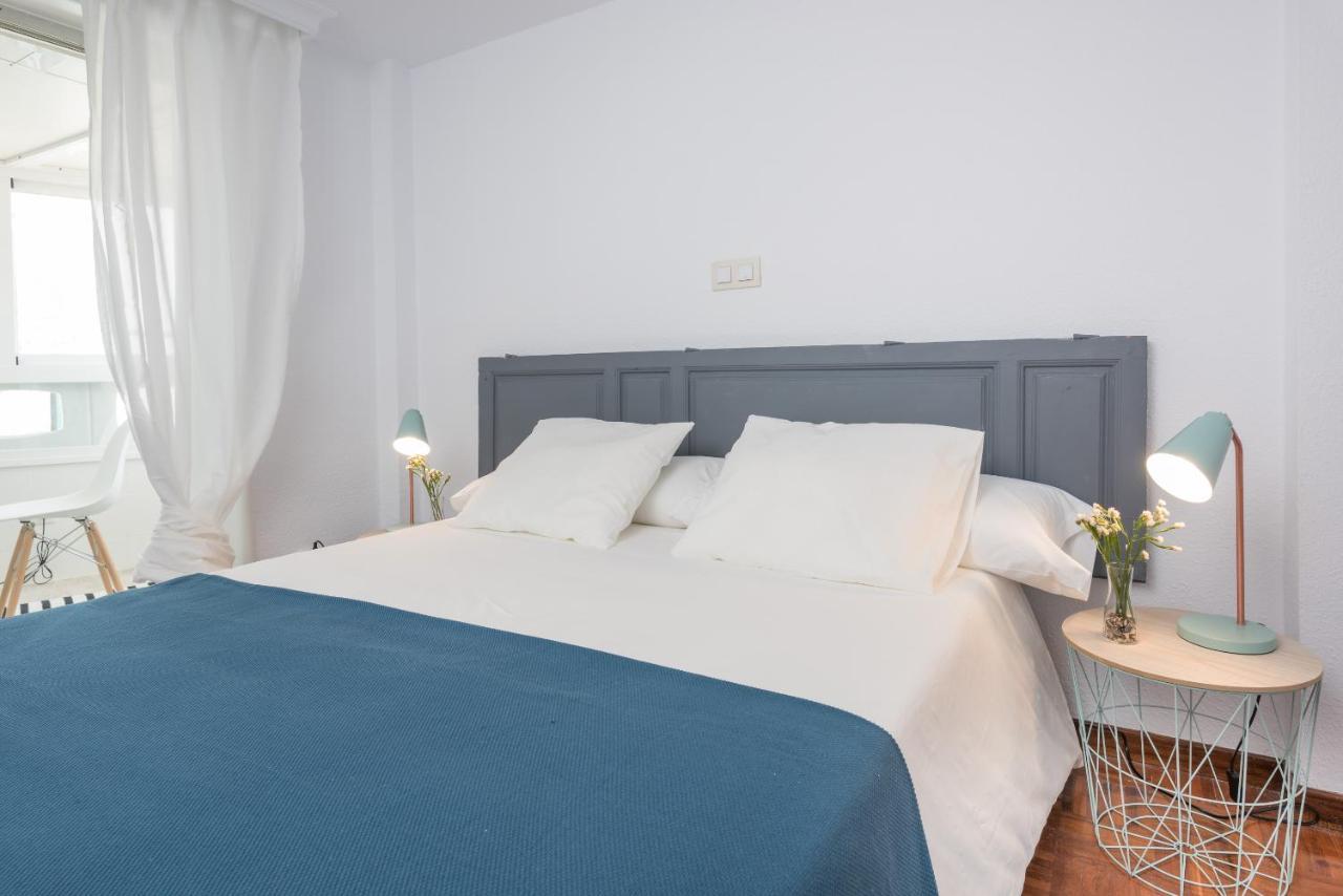Paseo De La Farola Apartment