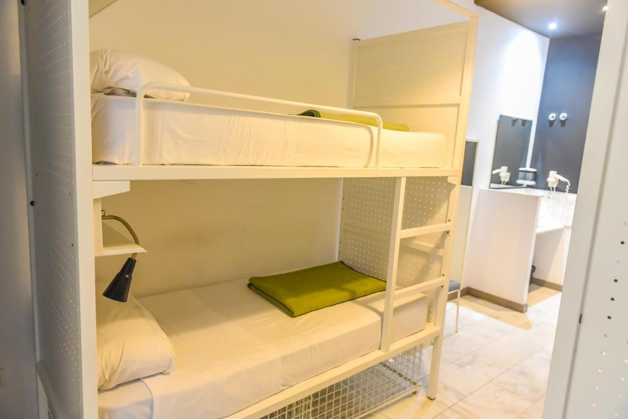 Feel Soho Hostel