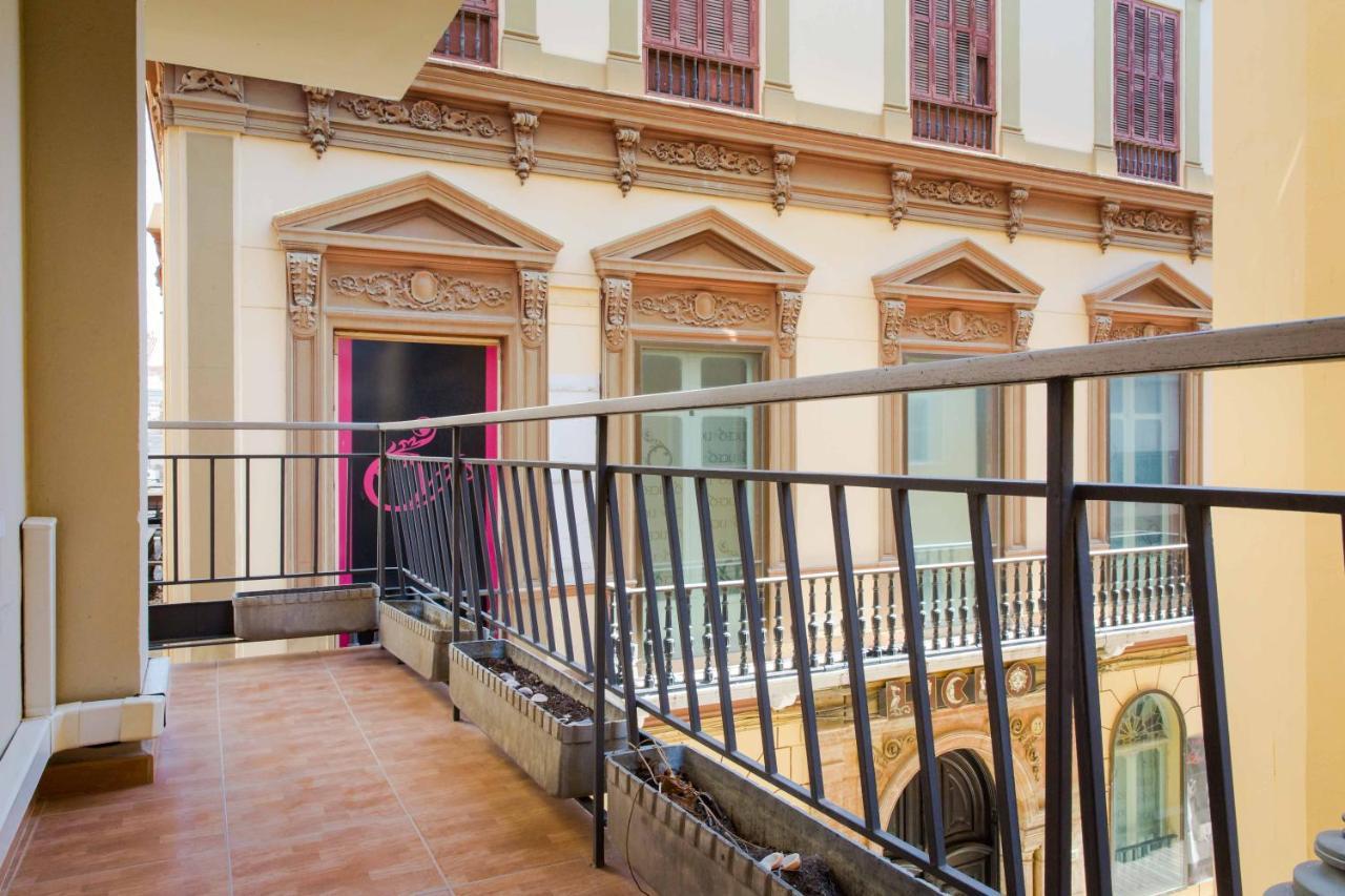 Appartement 3 Dormitorios Con Balcon Junto Calle Larios *