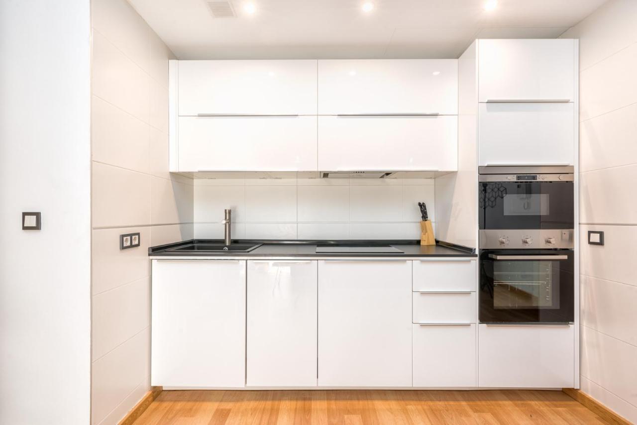 Atico Con Terraza Ac 1Hab En El Centro Y Piscina Comunitaria Apartment Málaga