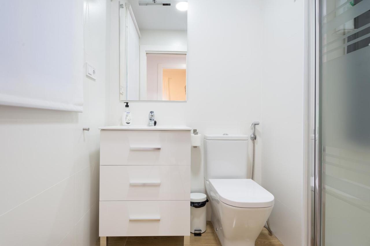 Nuevo Centro 3 Hab 2 Banos Ac Wifi Apartment Malaga