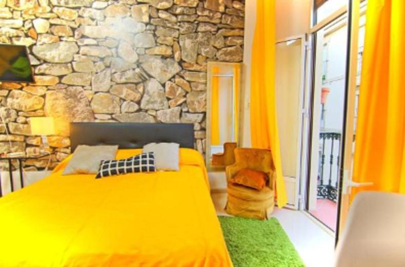 Homestay Balcony &