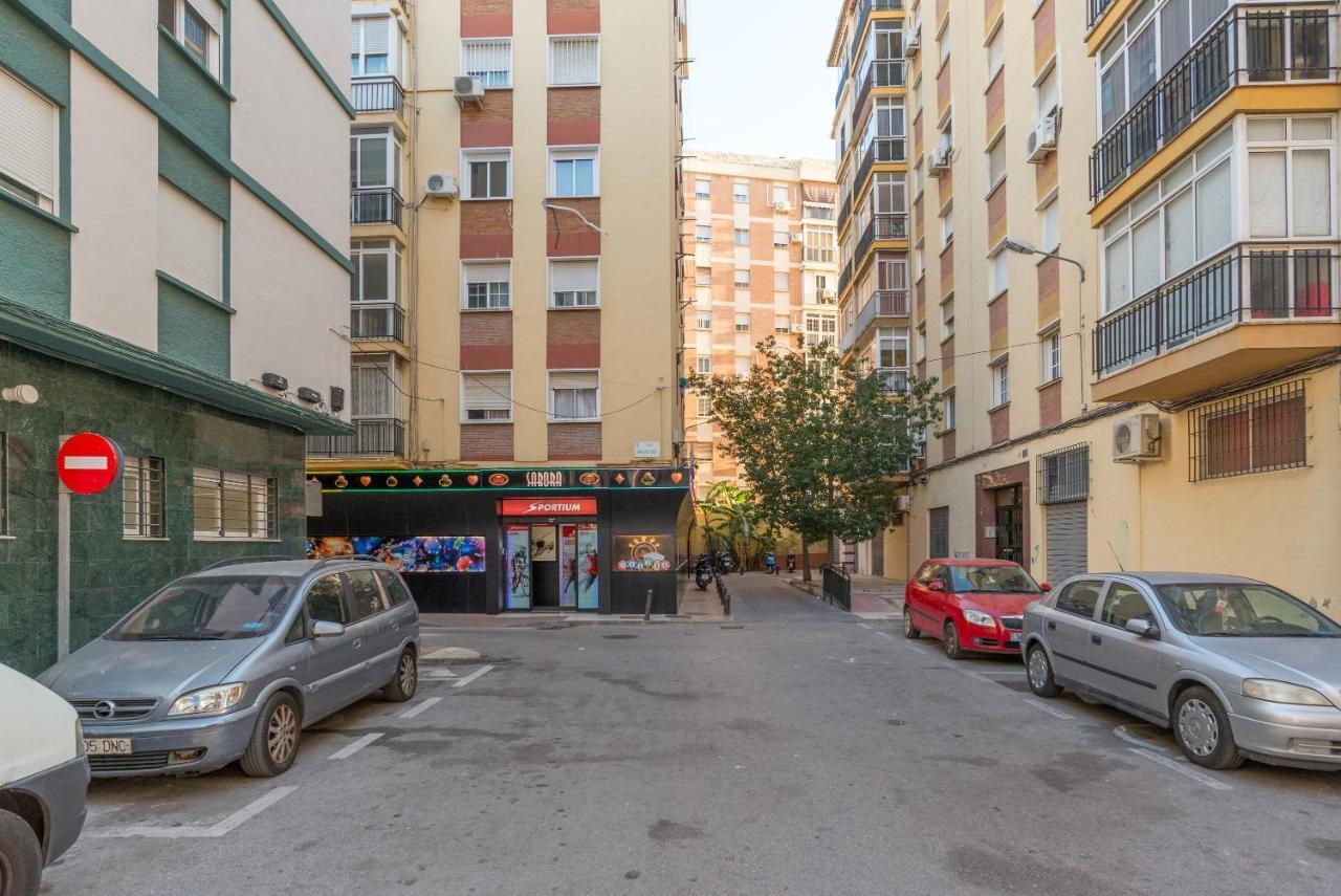 Ole Zambrano Hostel Málaga