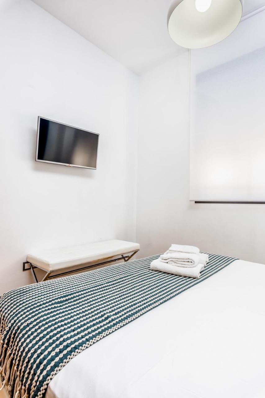 Atico Con Terraza Ac 1Hab En El Centro Y Piscina Comunitaria Málaga
