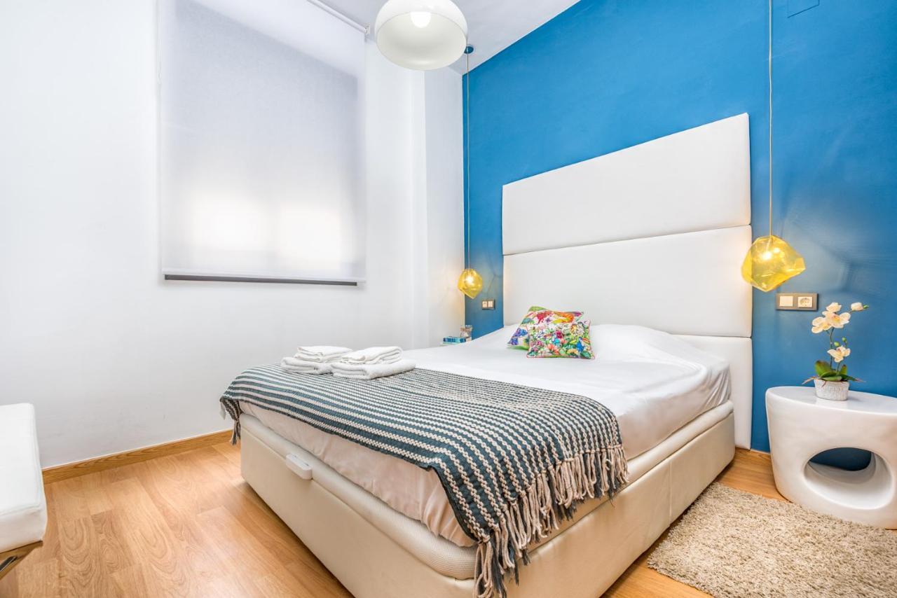 Atico Con Terraza Ac 1Hab En El Centro Y Piscina Comunitaria Málaga