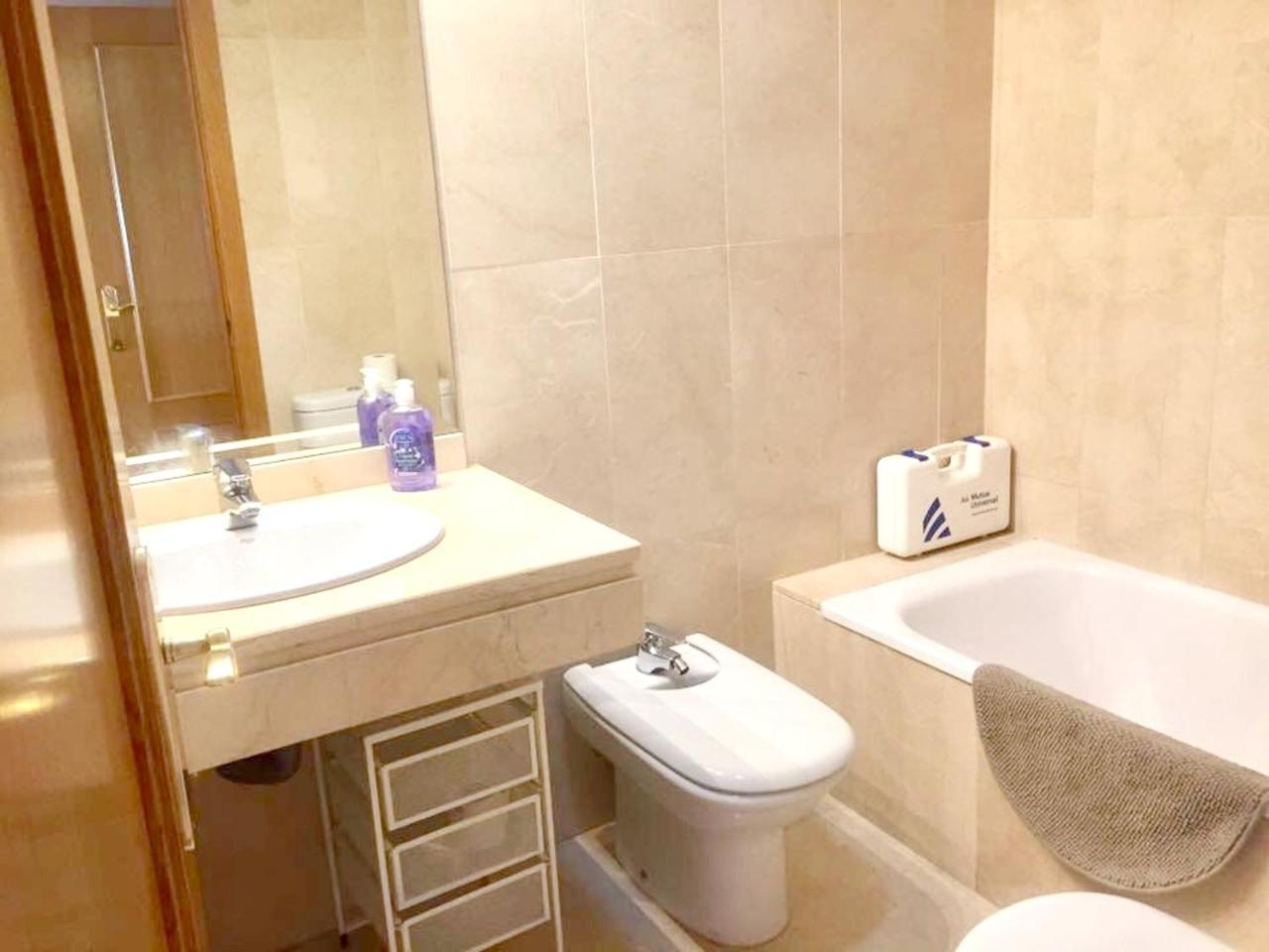 Plaza De La Solidaridad Apartment Malaga