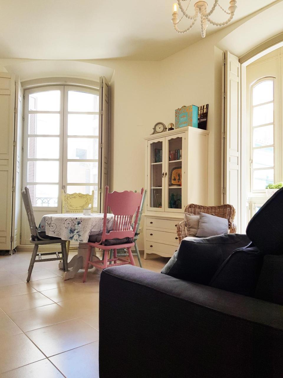 A&n Guevara 3 City Center Apartment