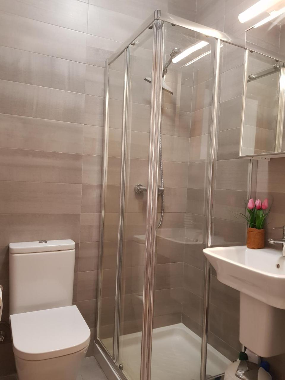 A&n Guevara 3 City Center Apartment