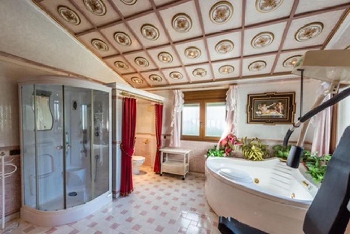 With Private Pool,near The , Bbq, Wifi Villa
