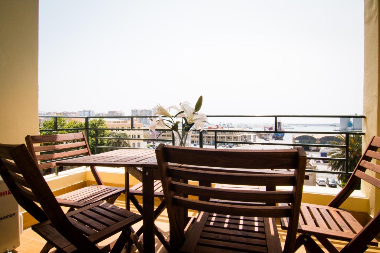 Holidays2malaga Terraza & Junto Puerto Deportivo * Málaga