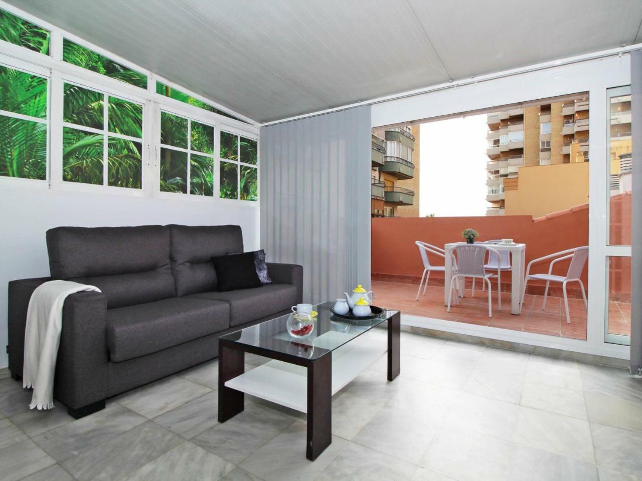 Del Parque Flats Malagueta Apartment