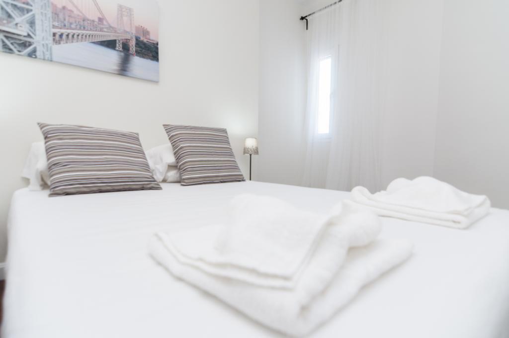 Victoria Suites *