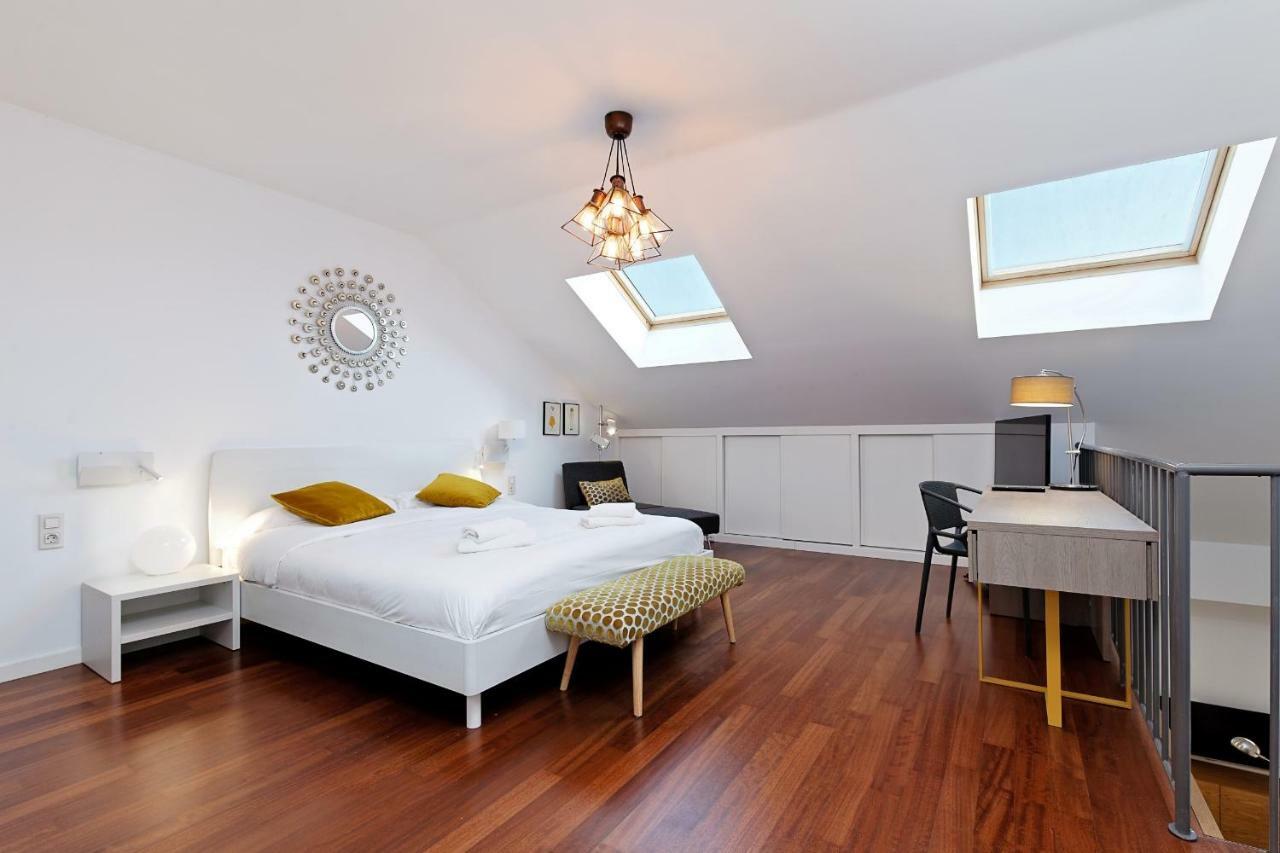 Souviron Center Apartment *
