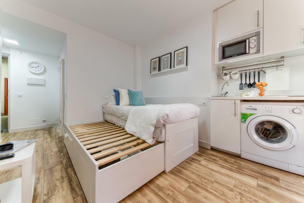 Holidays2malaga Malagueta Beach * Malaga