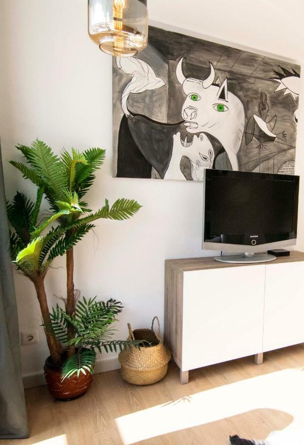 Letmalaga Merced Market Apartment