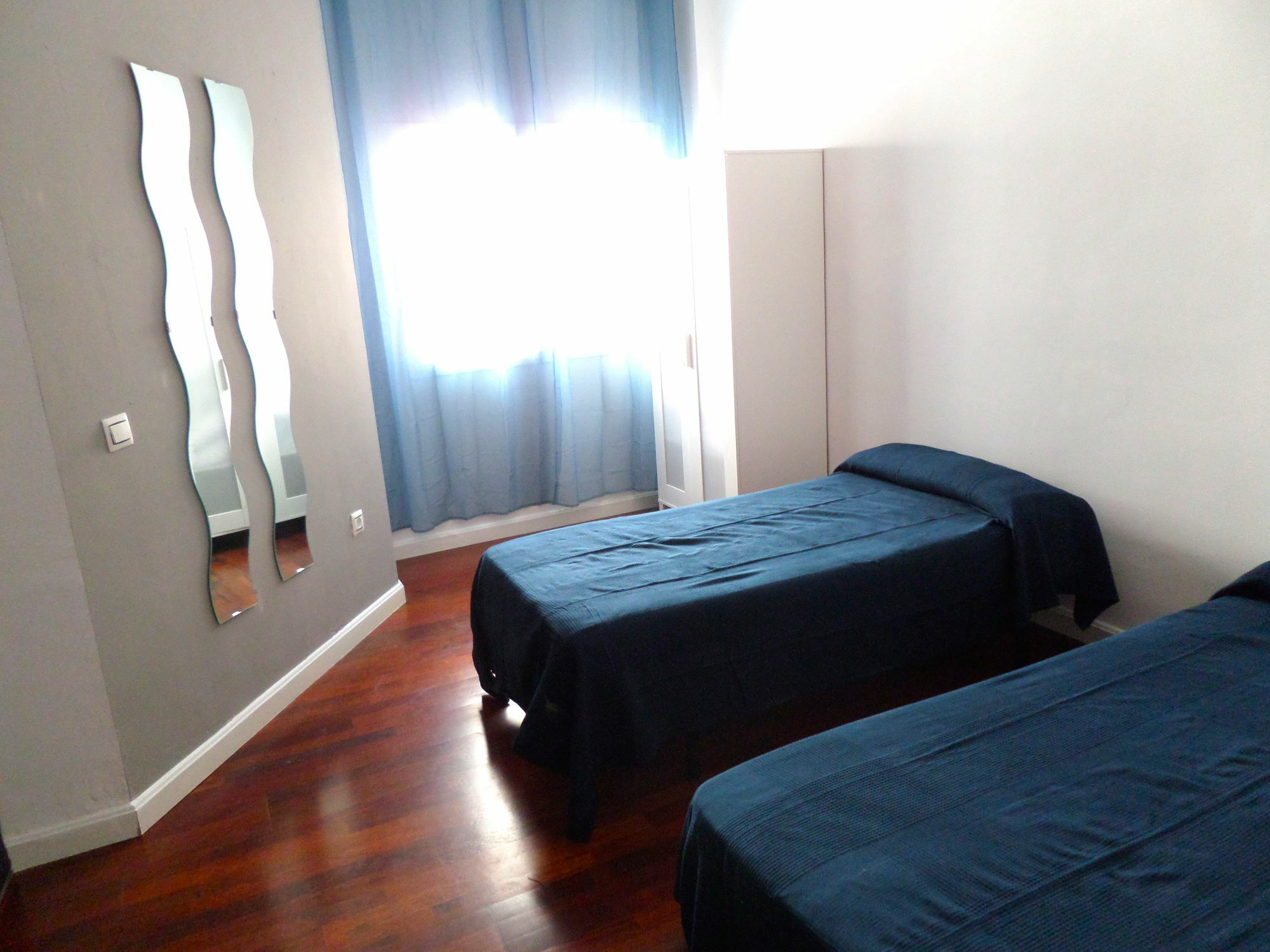 Enjoy Centro Y Playa Victoria Apartment Malaga