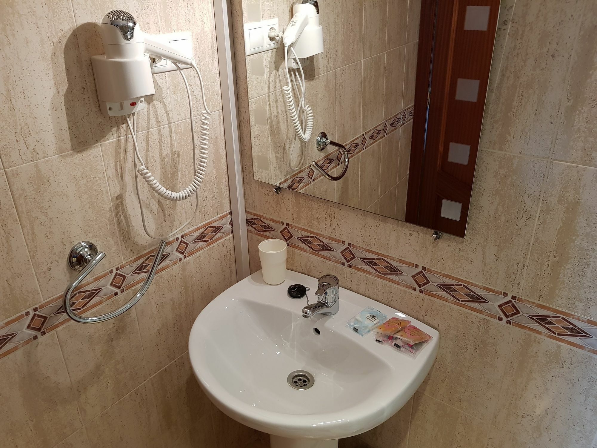 Fan Flat Rosaleda