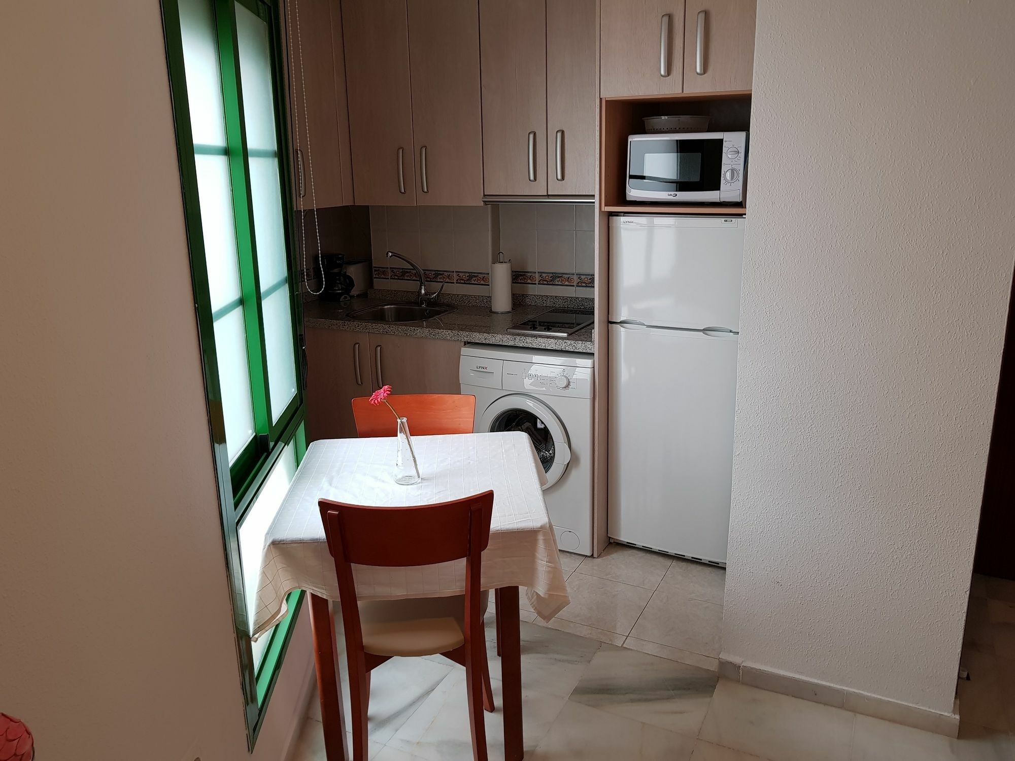 Apartment Fan Flat Rosaleda