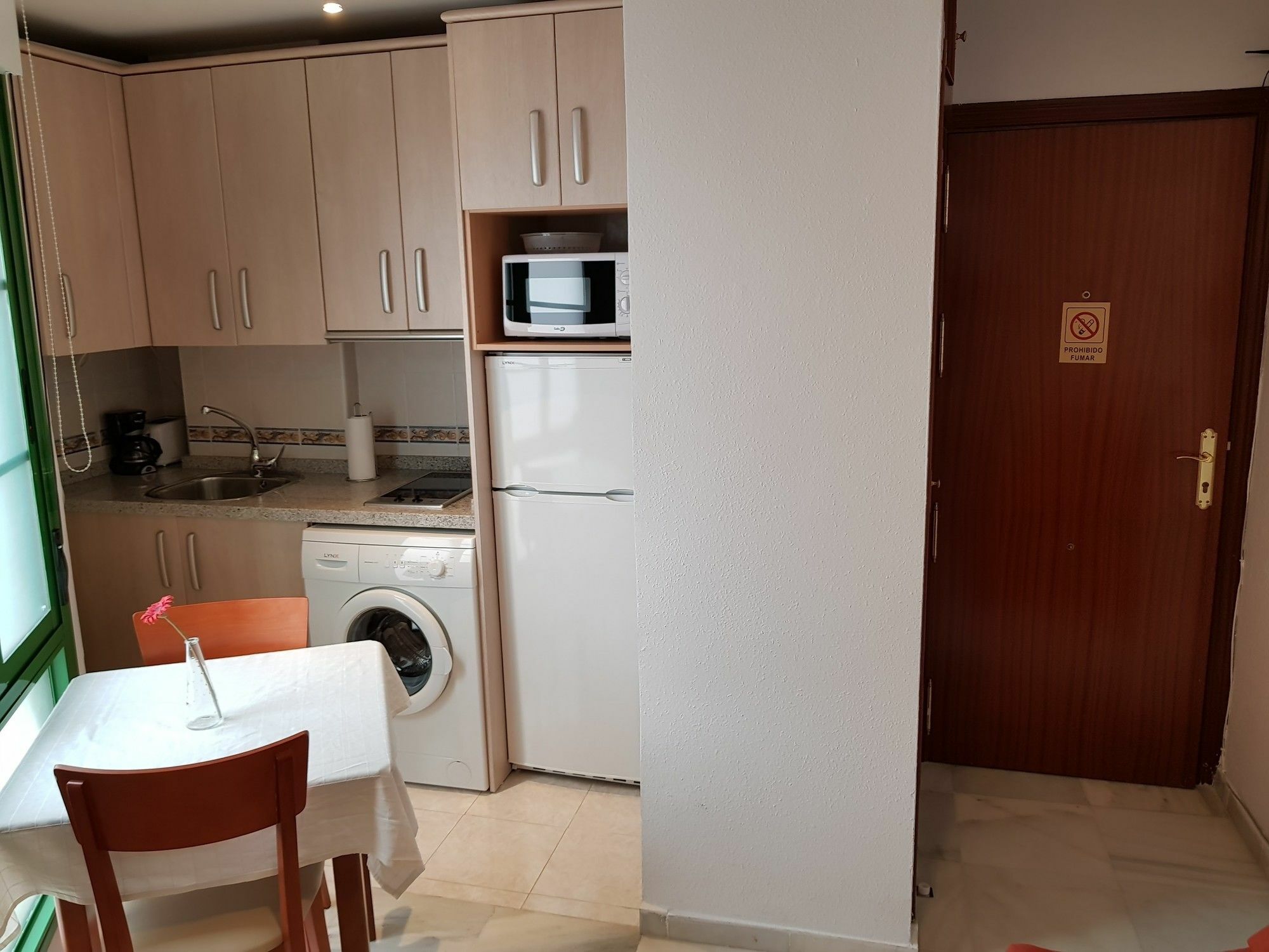 Apartment Fan Flat Rosaleda