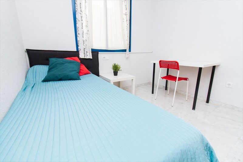 Apartment Amazing & Train Station By La Recepcion