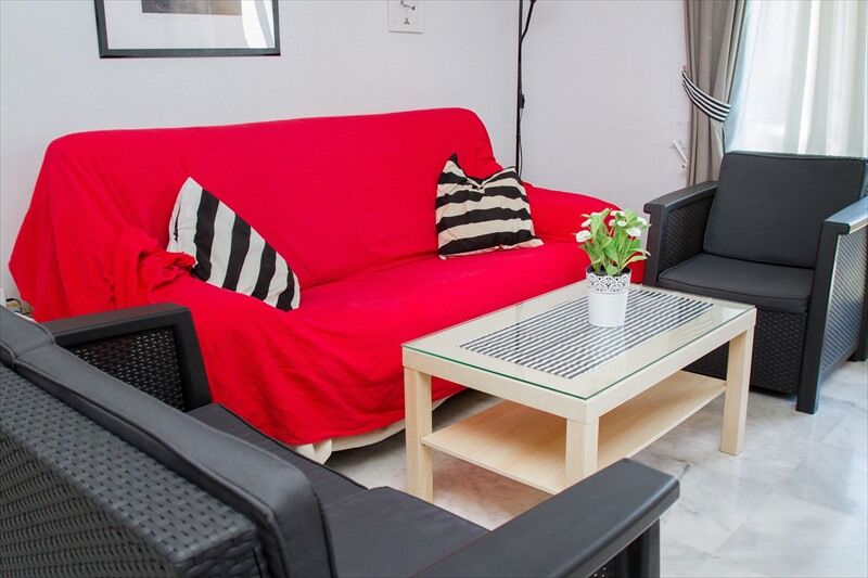 Apartment Amazing & Train Station By La Recepcion
