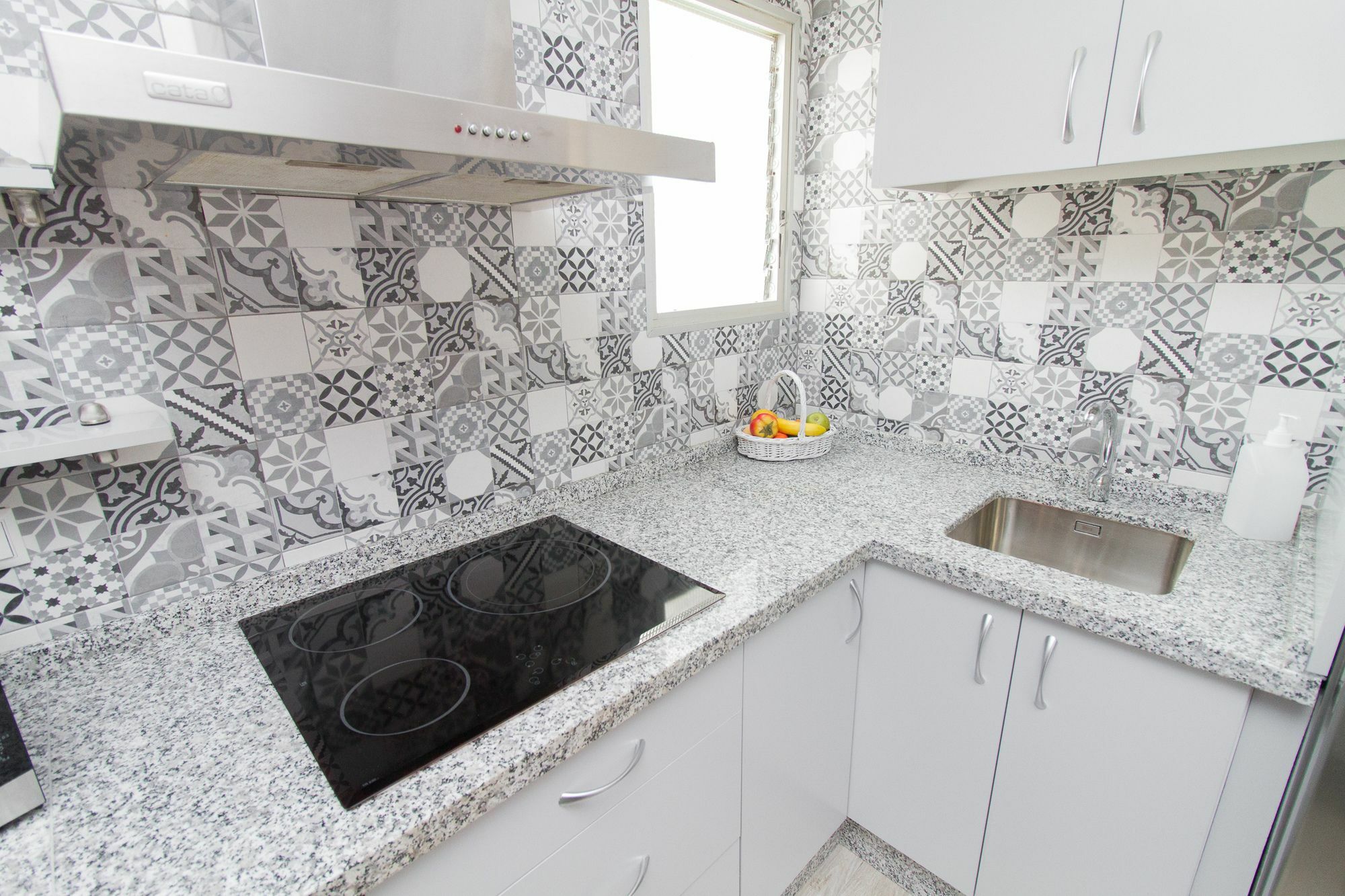 Apartment Modish 3 Bedroom In By La Recepcion