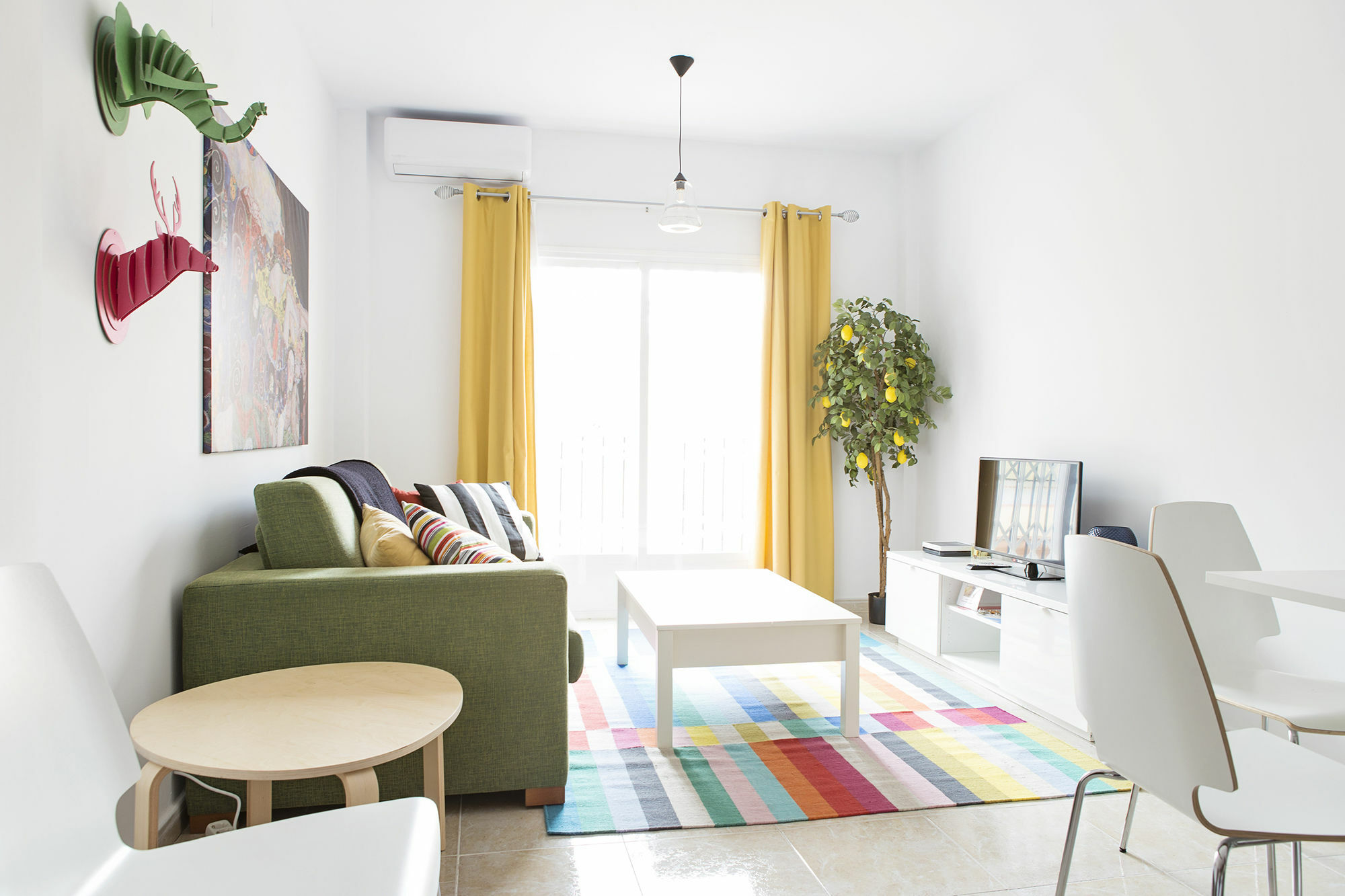 Hello Flat Delicias