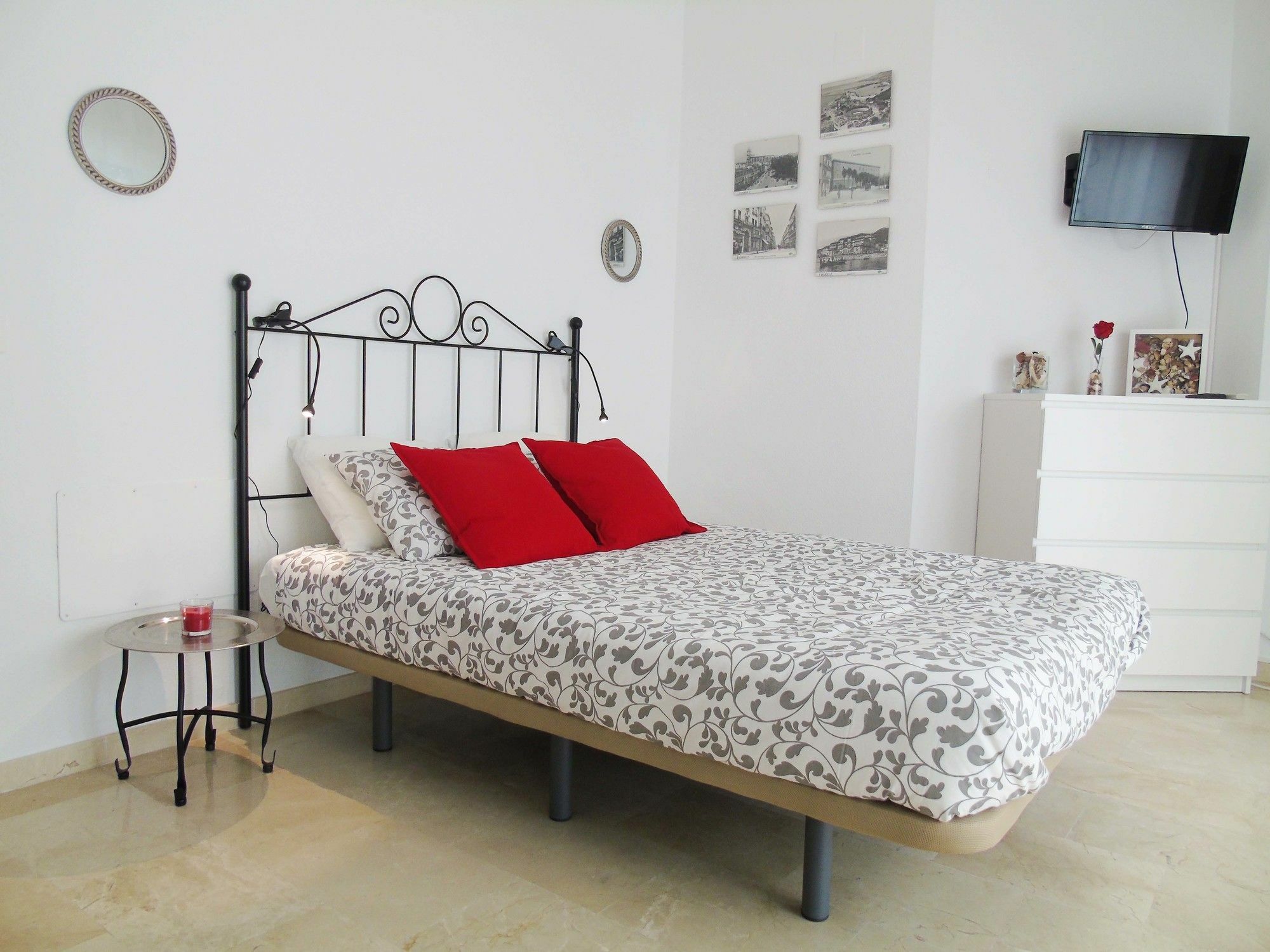 A&n Loft Merced Recently Renovated Apartment Málaga