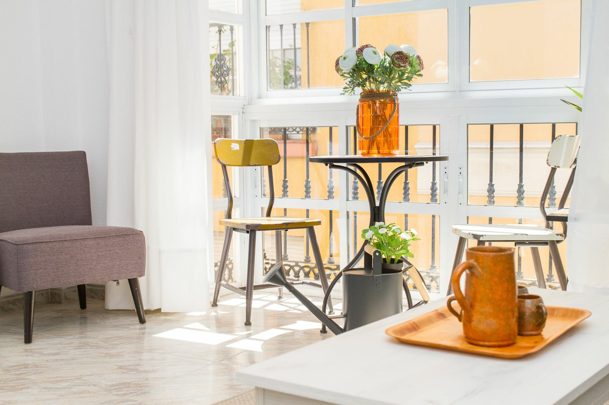 Spacious And Bright By La Recepcion *