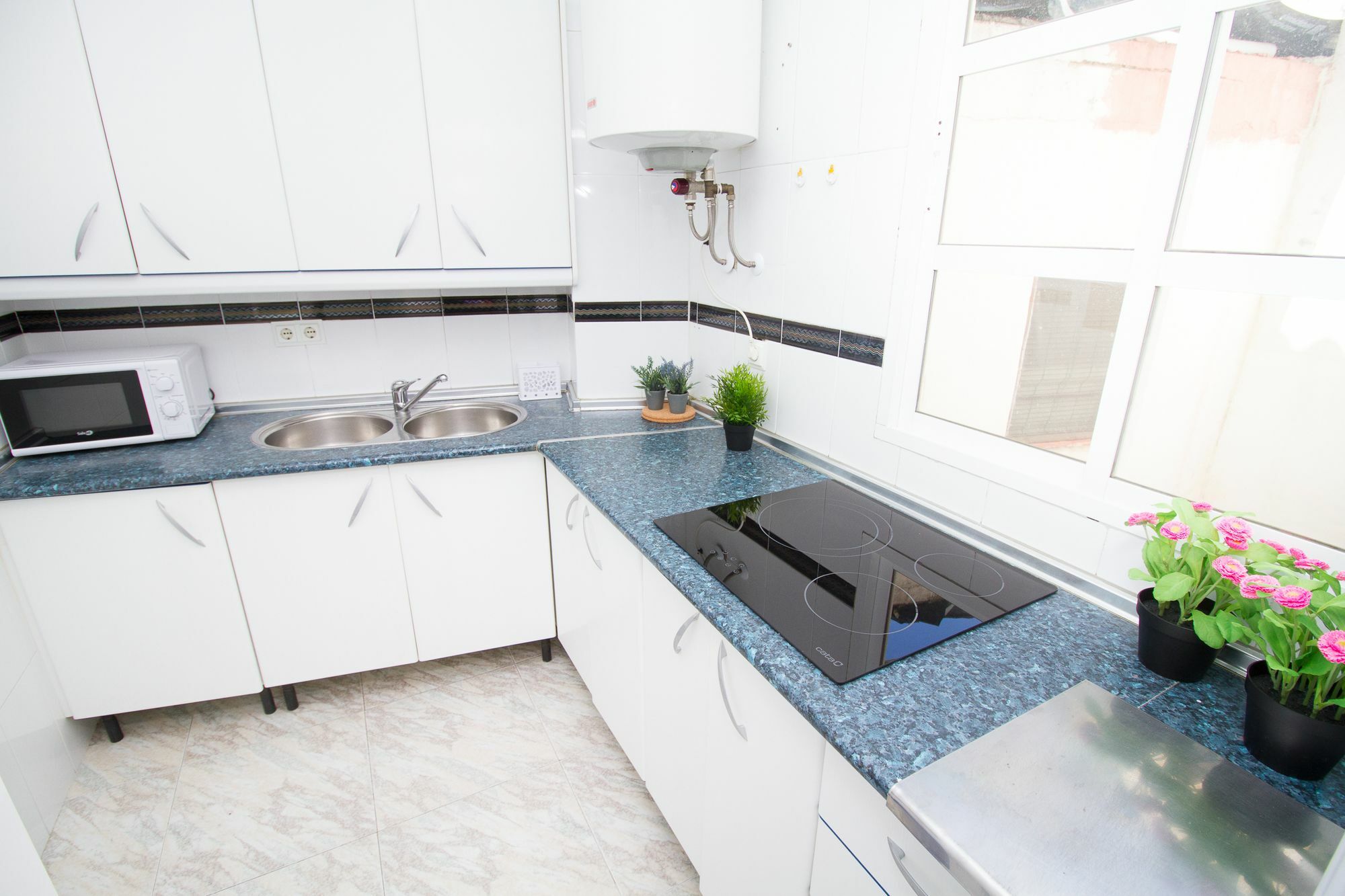 Spacious And Bright By La Recepcion * Malaga