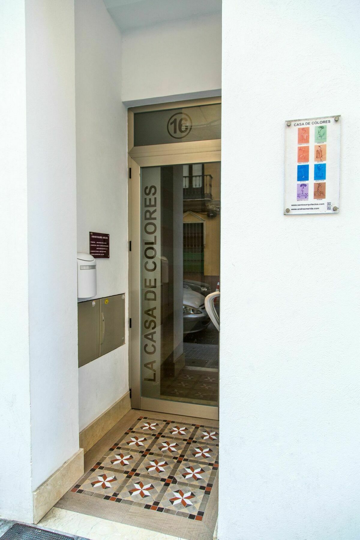 Apartmentos Pompidou Apartment *