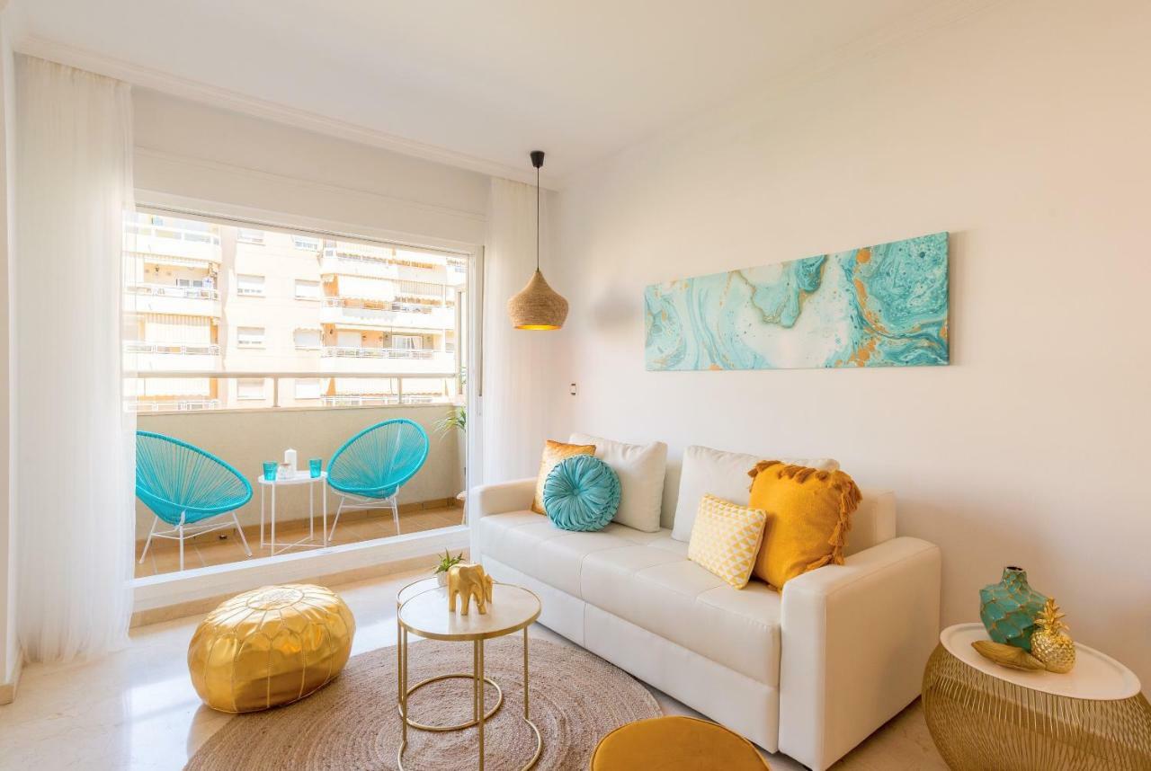 Apartment Charming On The - Pool And Parking *
