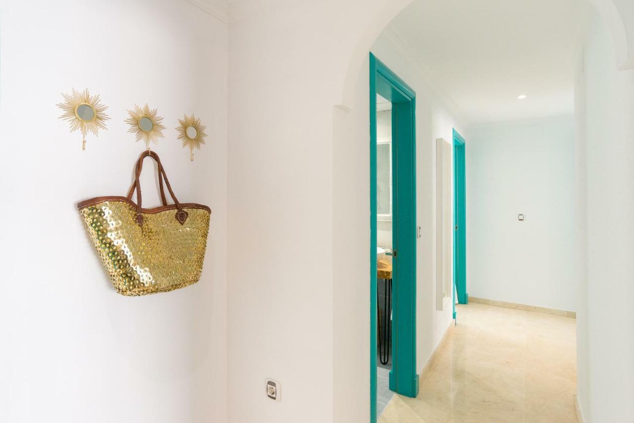 Apartment Charming On The - Pool And Parking *