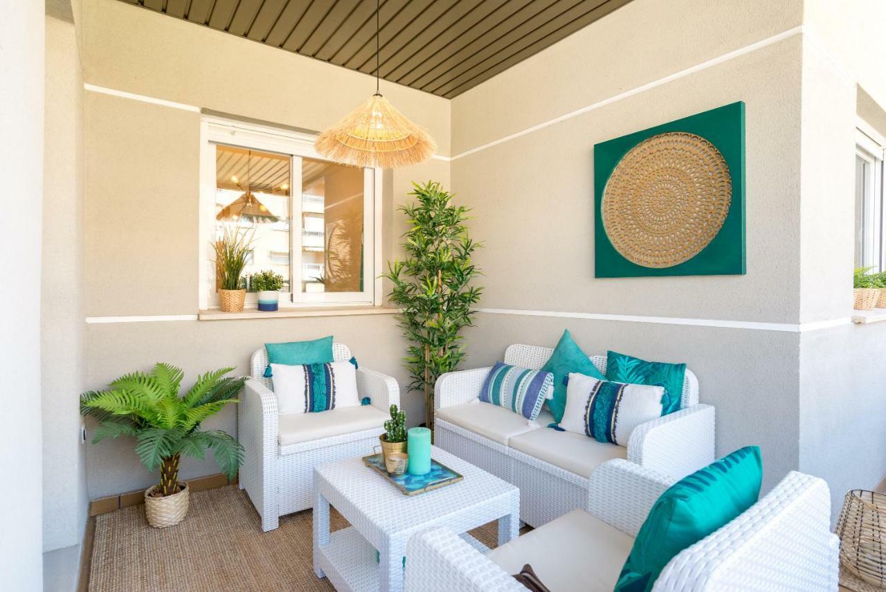 Apartment Charming On The - Pool And Parking