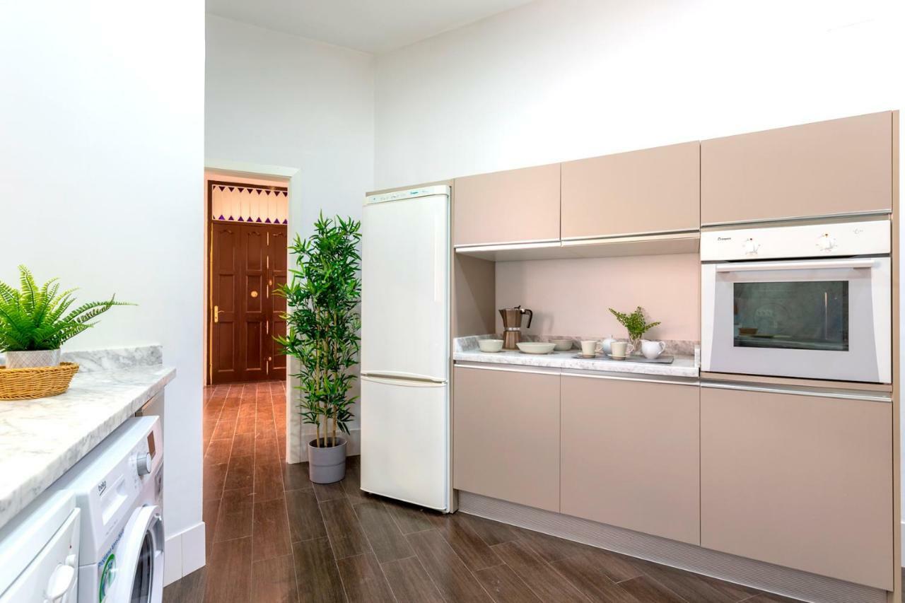 Apartment Genteel Larios