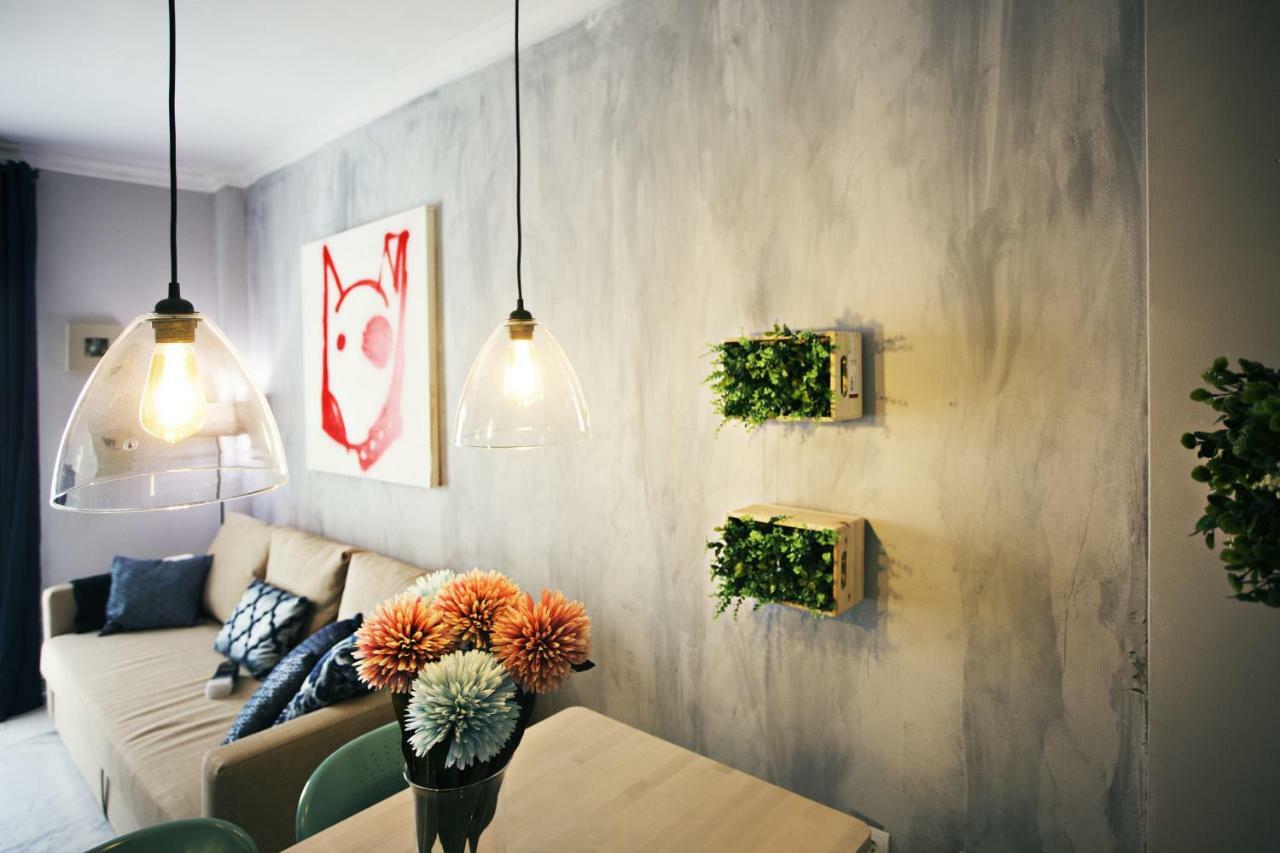 Cute Center Apartment