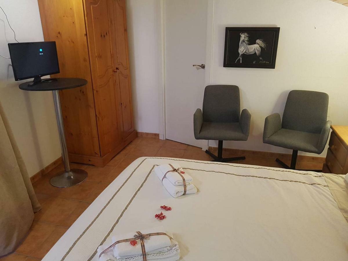 La Colina Homestay *