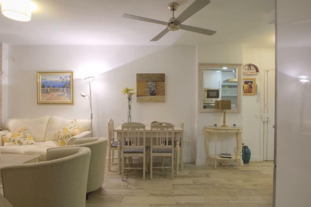 Apartamento Malagueta Apartment *