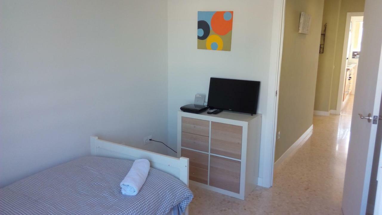 Quiet Downtown Apartment Malaga