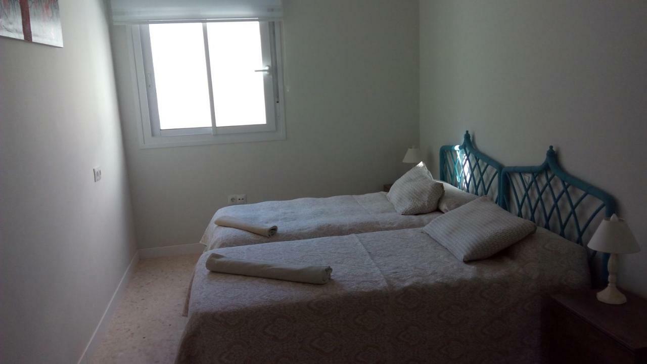 Quiet Downtown Apartment *