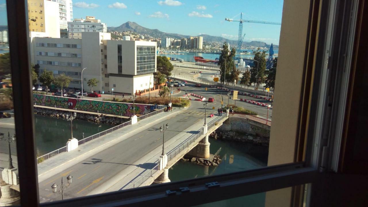 Quiet Downtown Apartment Malaga